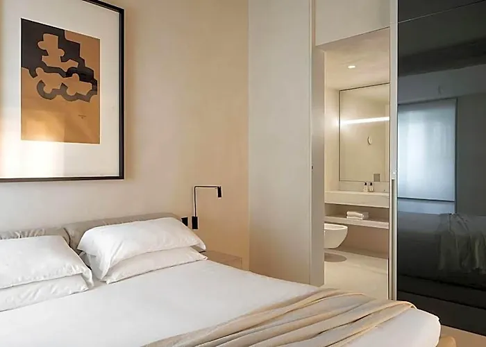 Hotel Scenario