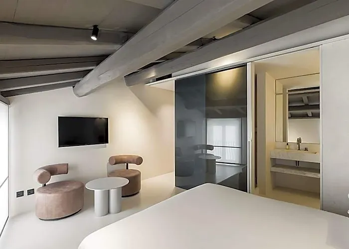 Hotel Scenario 4*