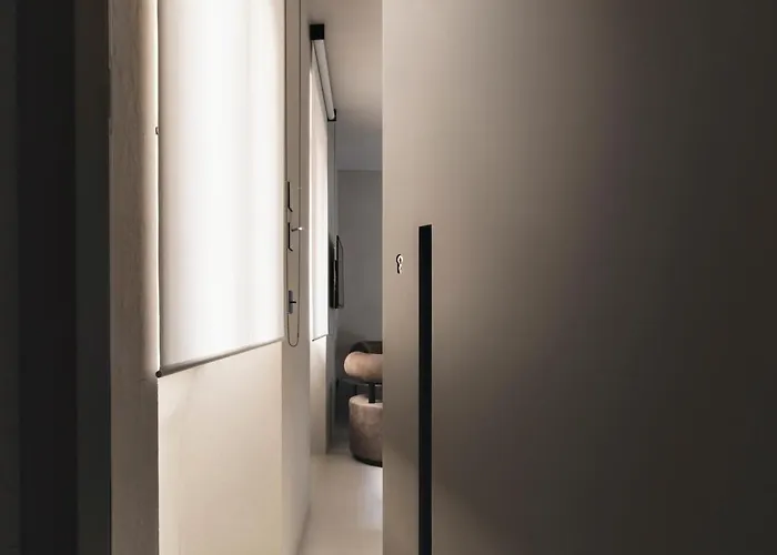 Hotel Scenario